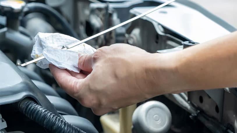 Engine oil light diagnosis